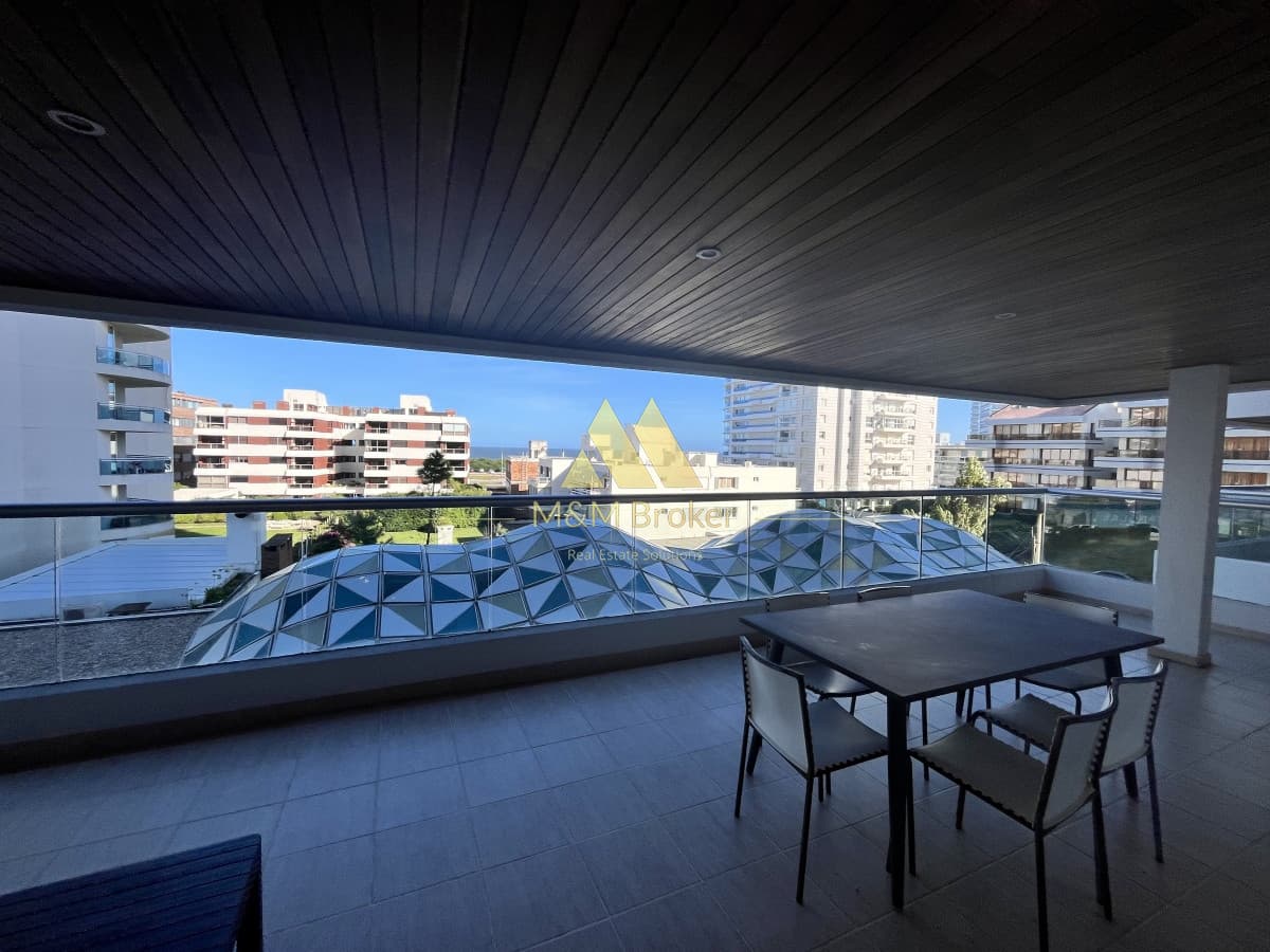Apartamento ID.500 - Venta y alquiler apartamento 2 dormitorios y medio playa brava