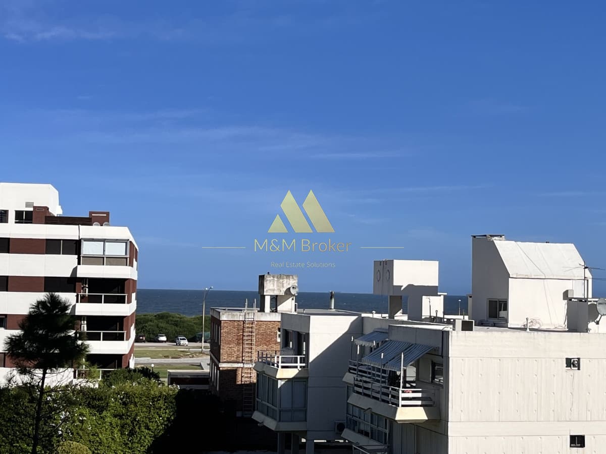 Apartamento ID.500 - Venta y alquiler apartamento 2 dormitorios y medio playa brava