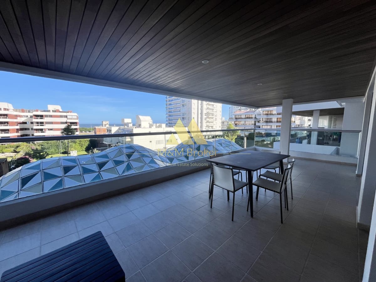 Apartamento ID.500 - Venta y alquiler apartamento 2 dormitorios y medio playa brava