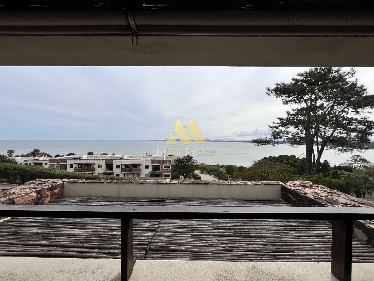 Alquiler 2 dormitorios frente al mar  -