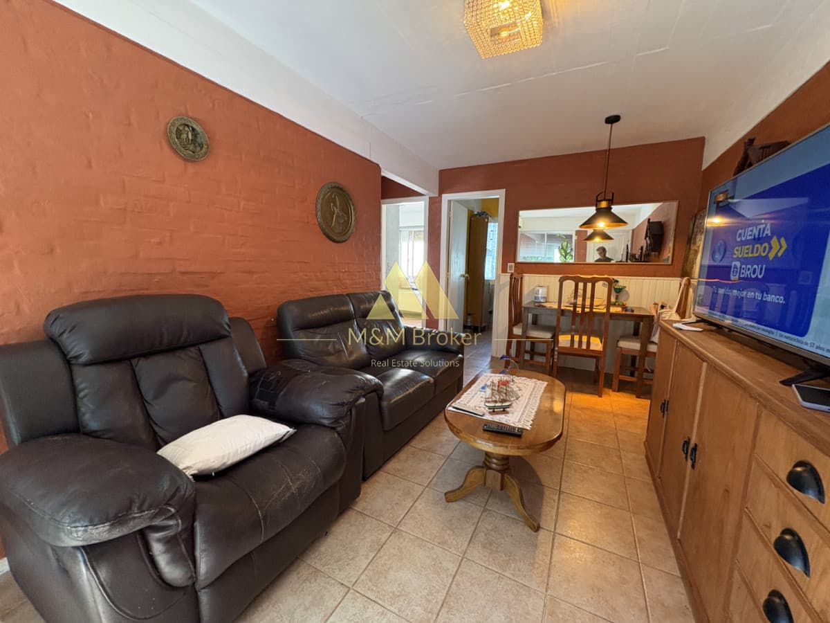 Apartamento ID.927 - Venta con Renta 2 dormitorios en Maldonado centro!!!