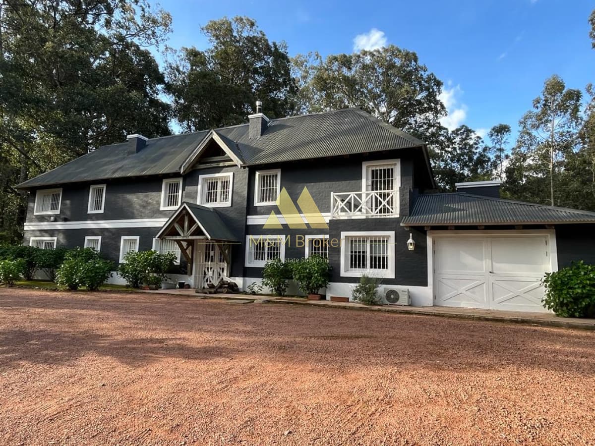Casa ID.741 - Venta casa 5 dormitorios Pinares Uruguay