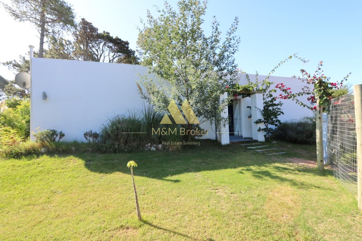 Casa ID.772 - Venta de Casa en Punta del Este, 4 dormitorios, Playa Brava!