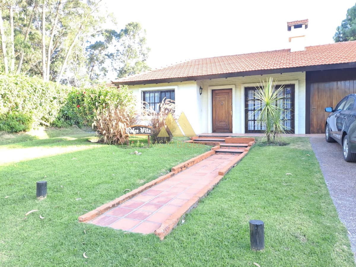 Casa ID.676 - En lo mejor de playa mansa