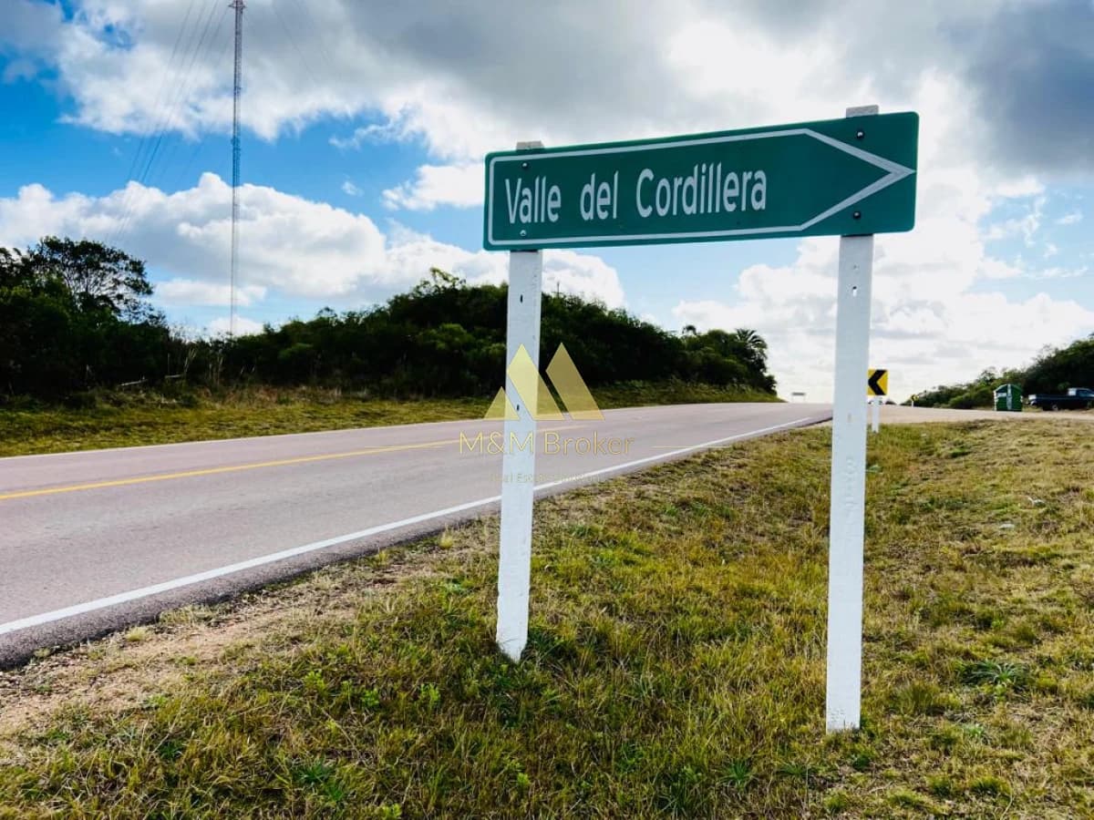 Campo de 52 Ha, Exclusivo en Maldonado Cerro Catedral!!!    -