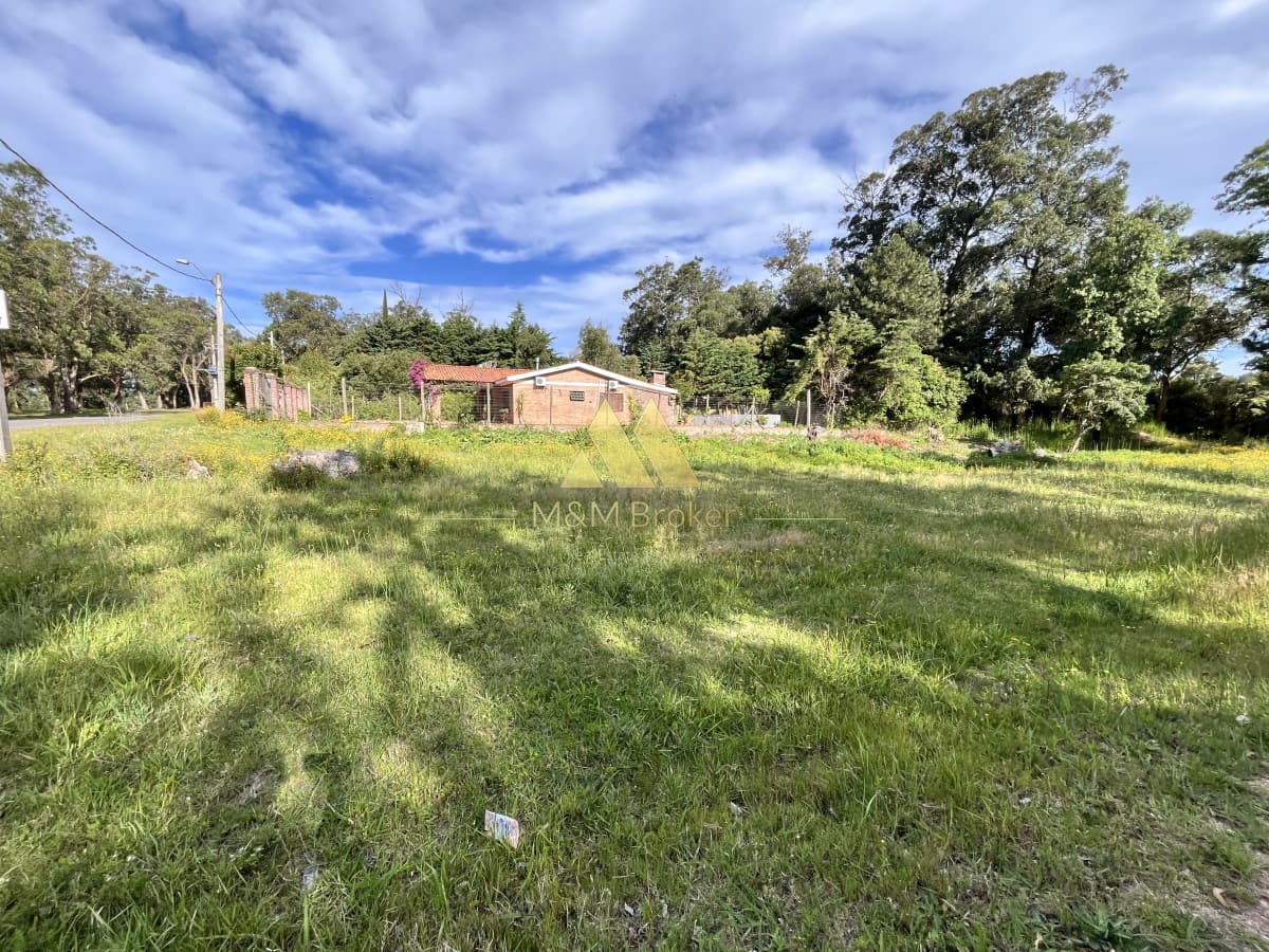 Terreno ID.647 - Venta terreno 1016m2 zona Golf Punta del Este