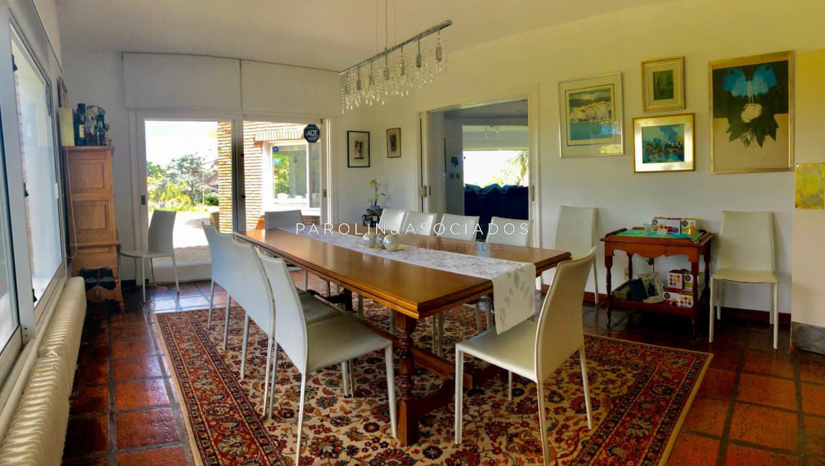 Casa en venta de 4 dormitorios en Pinares, Punta del Este.