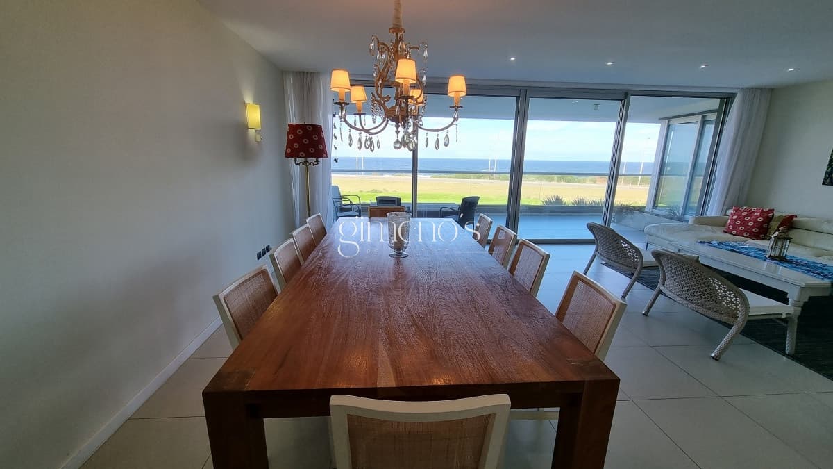 Apartamento en Tiburon Terrazas Oceano, 4 Suites + dep, parrillero.