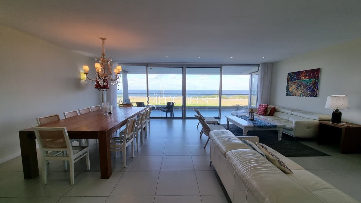 Apartamento en Tiburon Terrazas Oceano, 4 Suites + dep, parrillero.