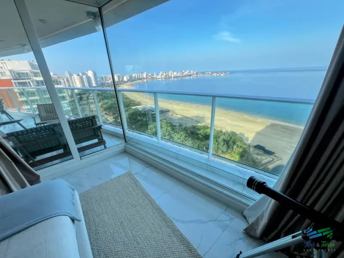 Apartamento en Venta, playa mansa.