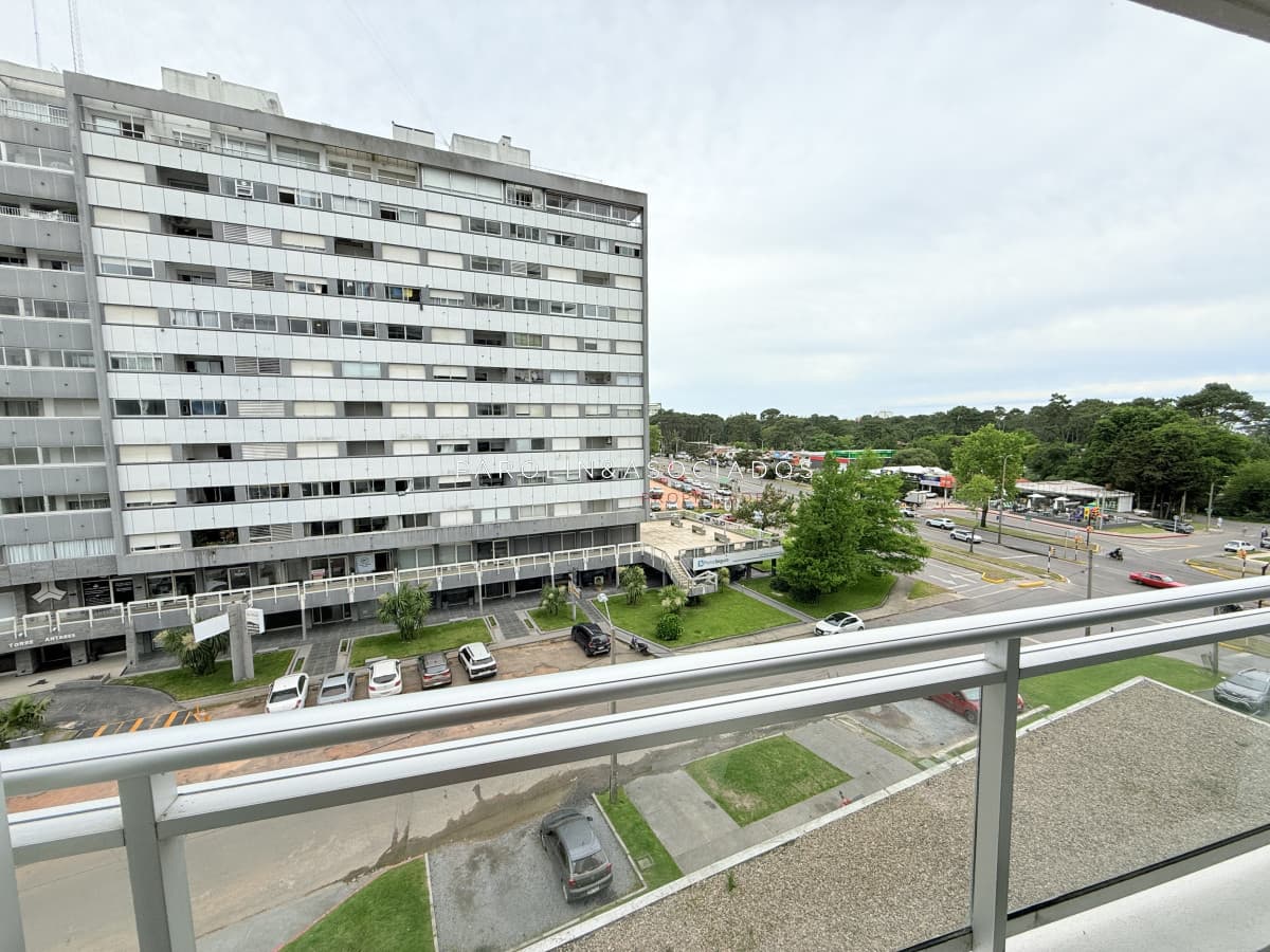 Apartamento en Venta Avenida Roosevelt 1 dormitorio