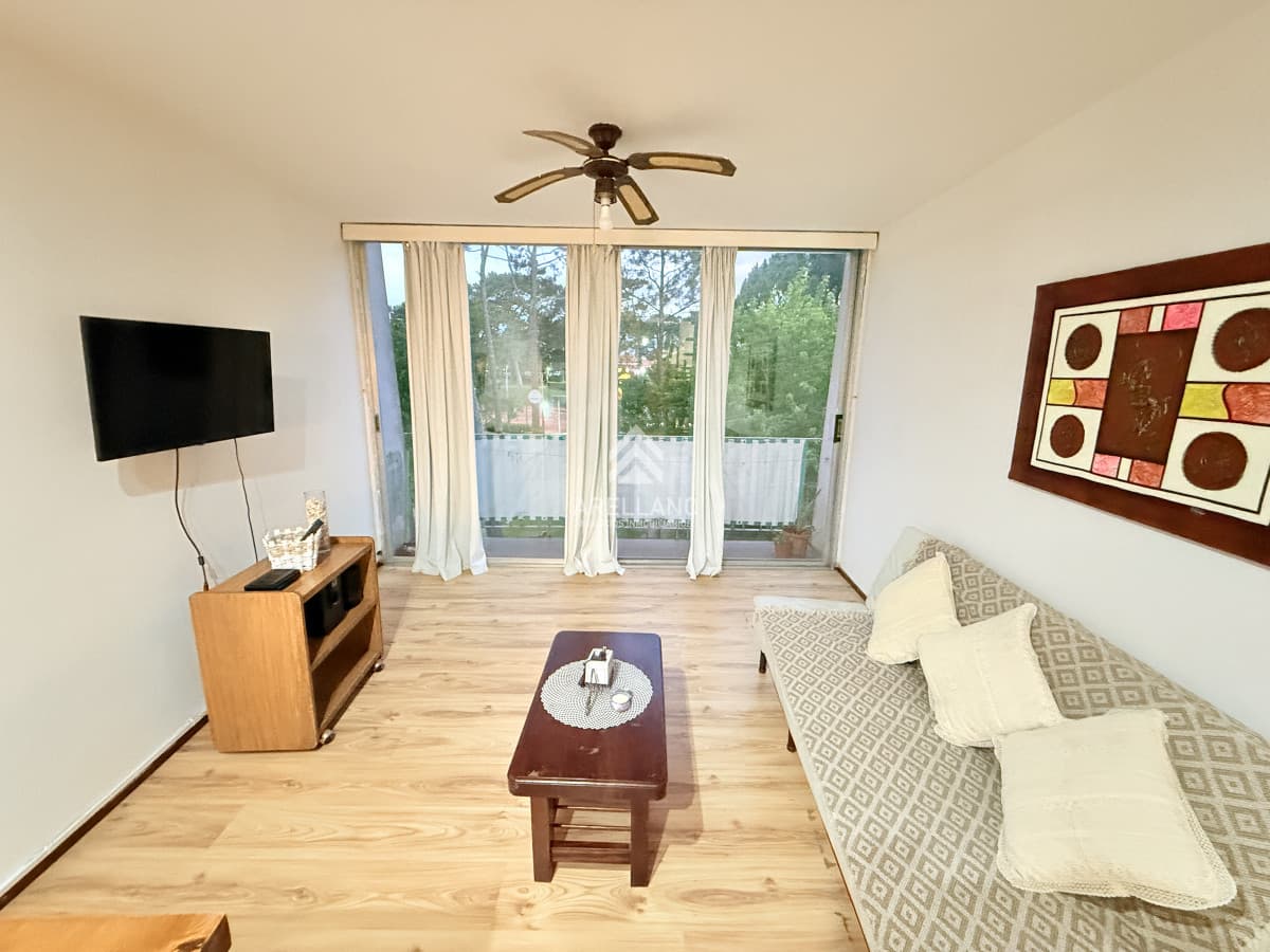 Apartamento ID.4109 - Apartamento en Venta, Playa Mansa, Punta del Este