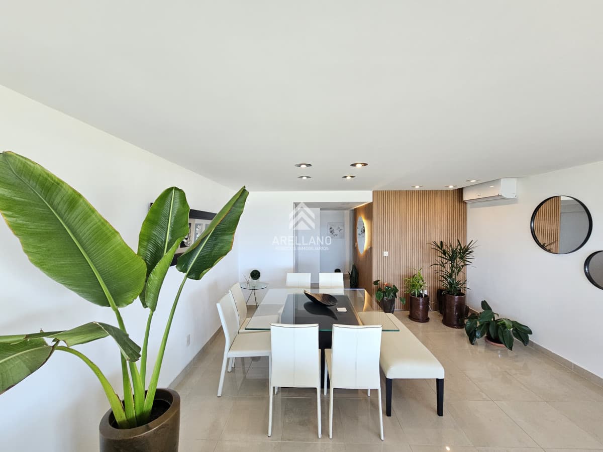 Apartamento ID.4313 - Exclusividad en brava - 3 dormitorios en suite con barbacoa y jacuzzi.