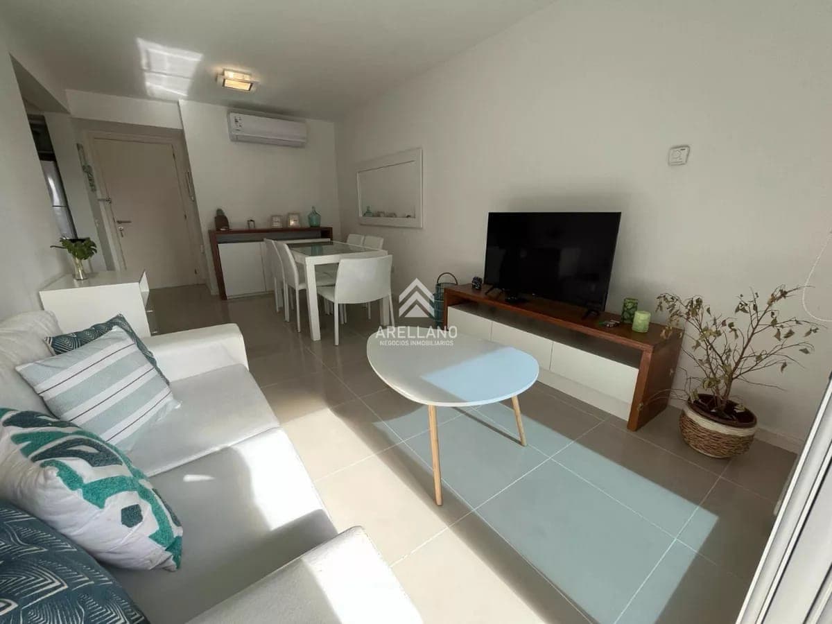 Apartamento ID.5054 - Apartamento en venta - 2 Dormitorios Playa Brava.