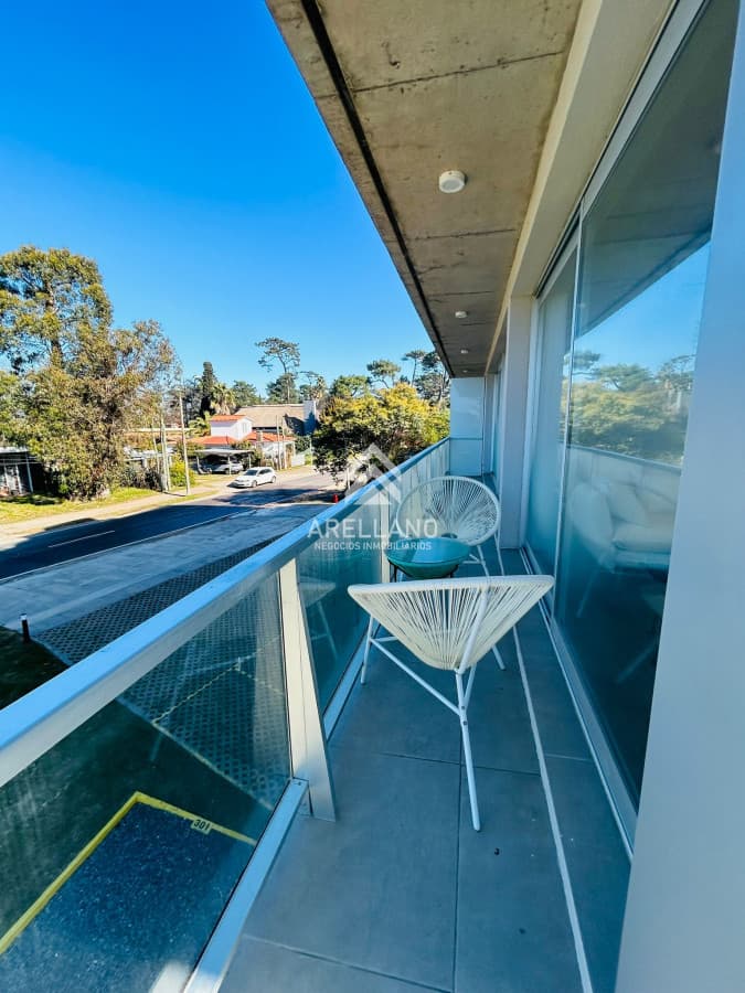 Apartamento ID.4838 - Apartamento en venta 2 Dormitorios , Playa Mansa, Punta del este