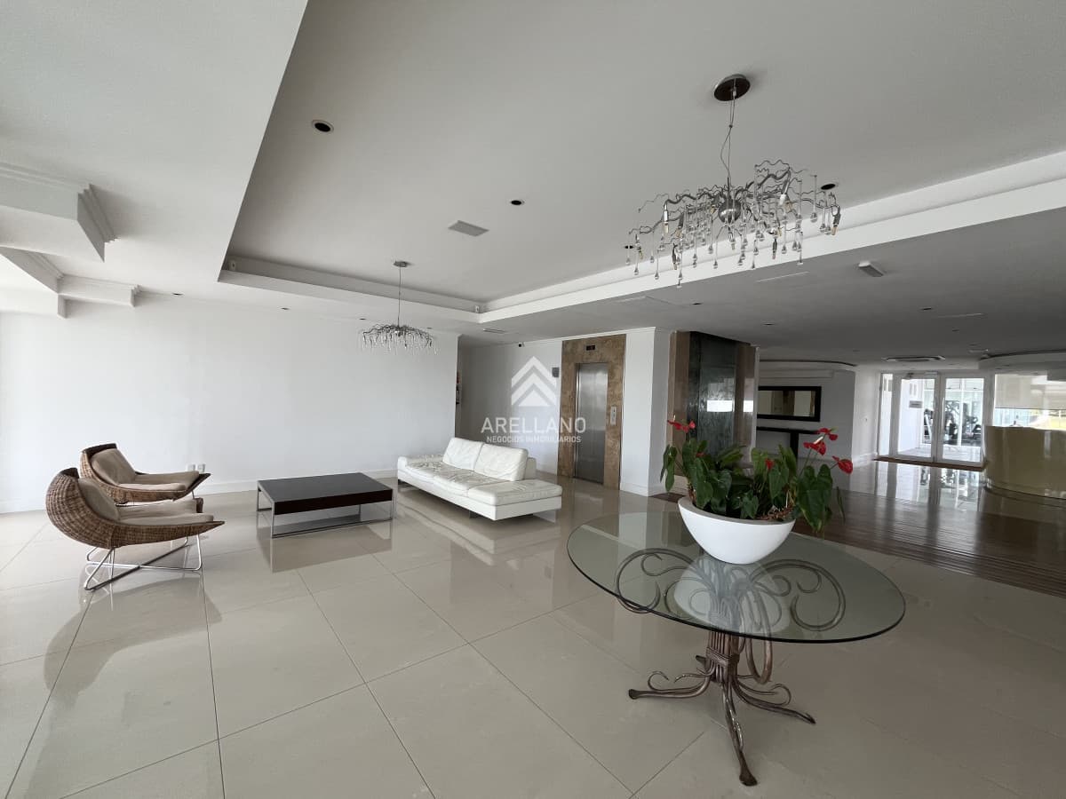 Apartamento ID.5454 - Casino Tower - 3 dormitorios Full Amenities..