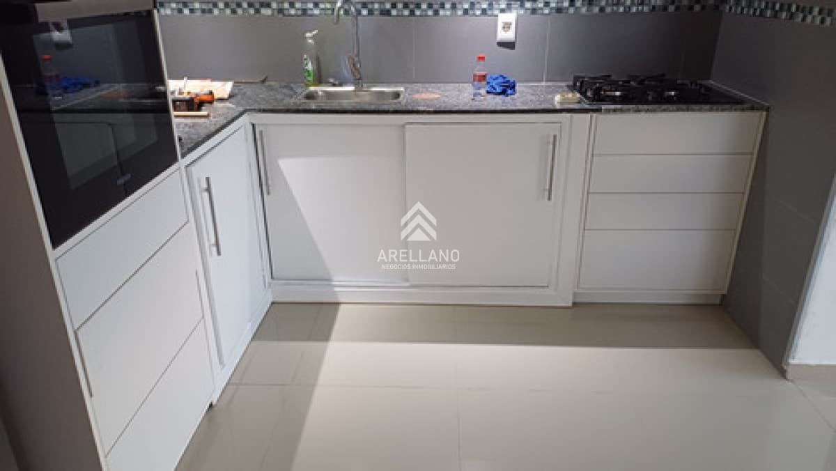 Casa ID.5470 - Casa 4 Dormitorios 4 Baños.