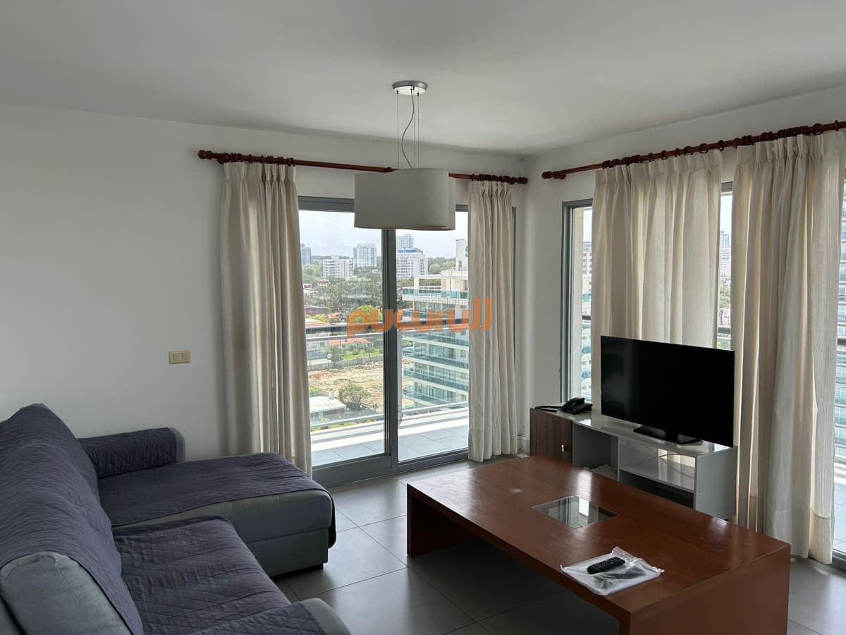 Apartamento en venta y alquiler de 2 dormitorios, Punta Del Este.