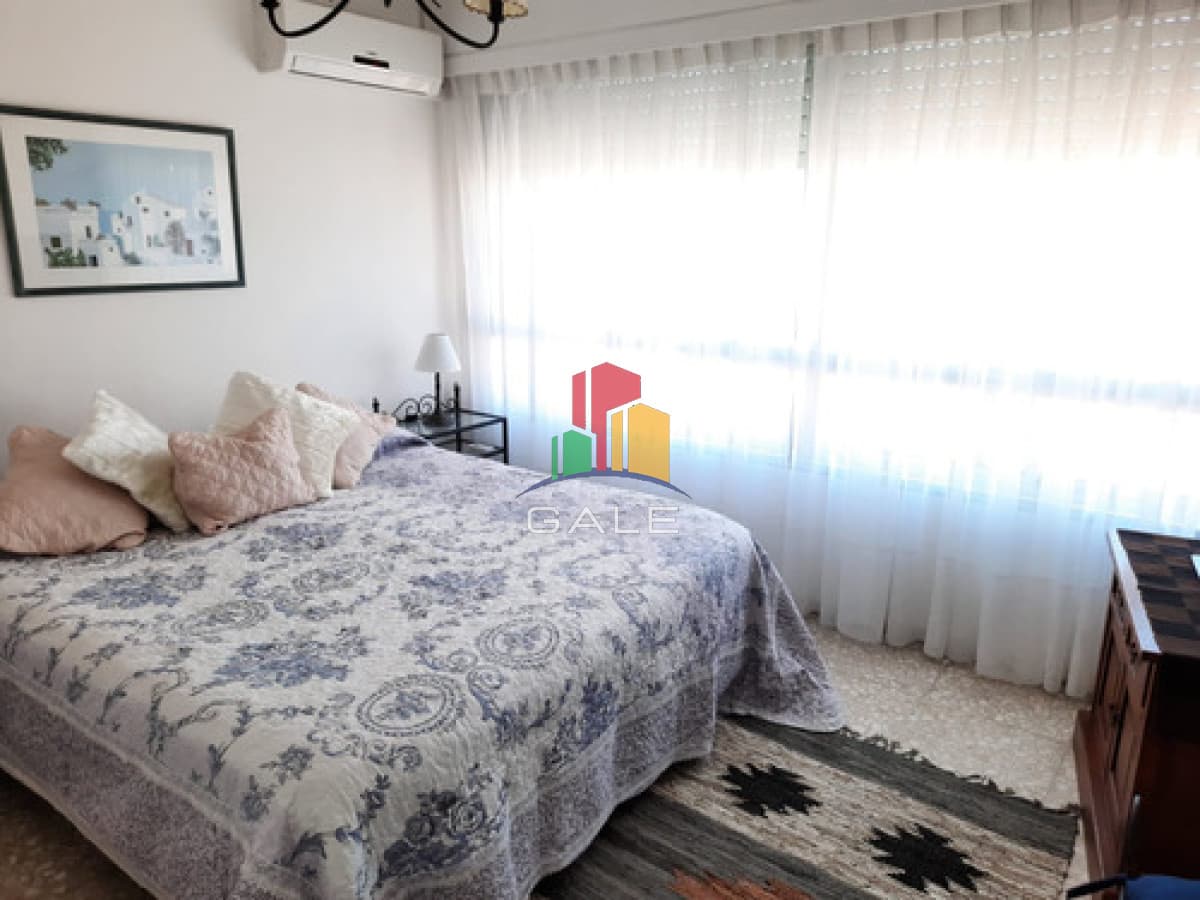 Calle 28 Esquina Gorlero, Edificio Torre De Las Americas  -