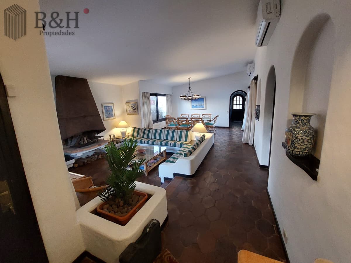 Casa en Venta, Parada de Playa Mansa, Punta del Este