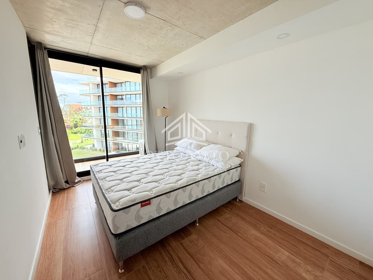 Apartamento en Venta primera Linea, Playa Mansa, Punta del Este