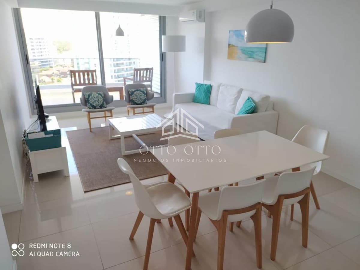 Apartamento en venta , aidy grill , punta del este