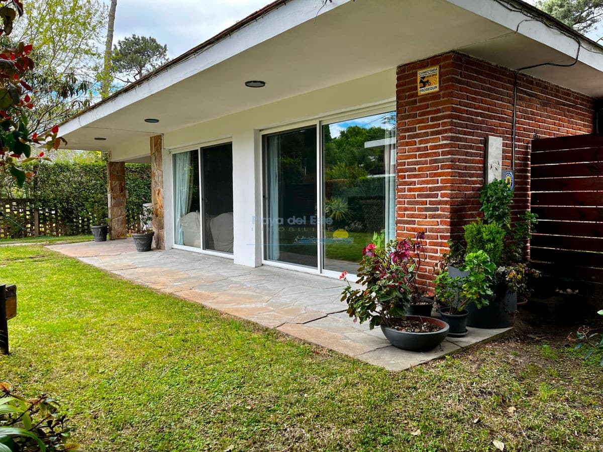 Casa Chalet en Alquiler de temporada!! - Inmobiliaria Playa del Este