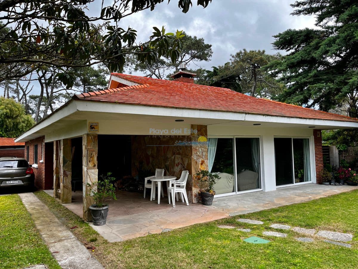 Casa Chalet en Alquiler de temporada!! - Inmobiliaria Playa del Este