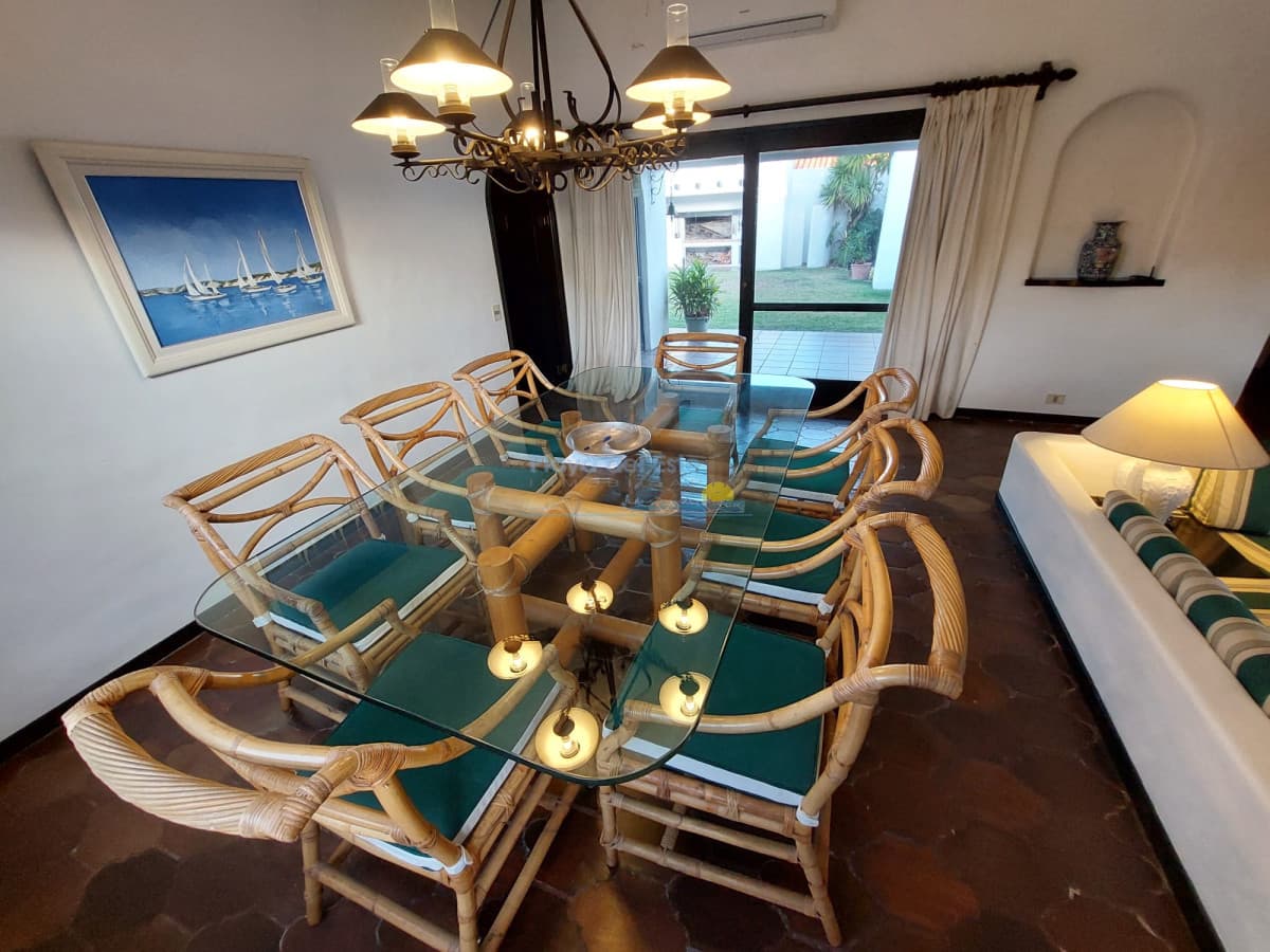 Casa en Venta, Parada de Playa Mansa, Punta del Este - Inmobiliaria Playa del Este