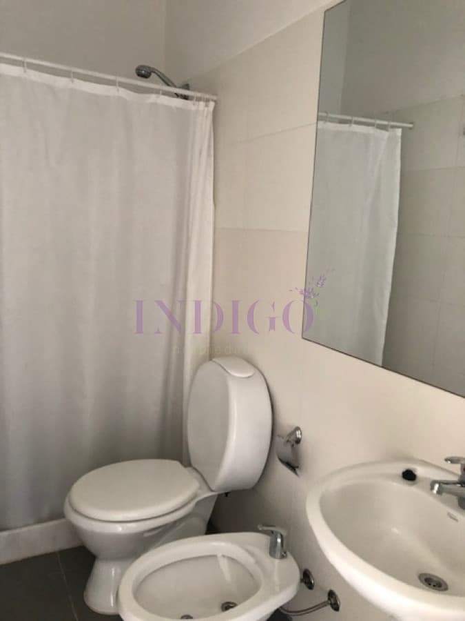 Departamento en alquiler de 2 dormitorios, 2 baños en Manantiales - Indigo Propiedades