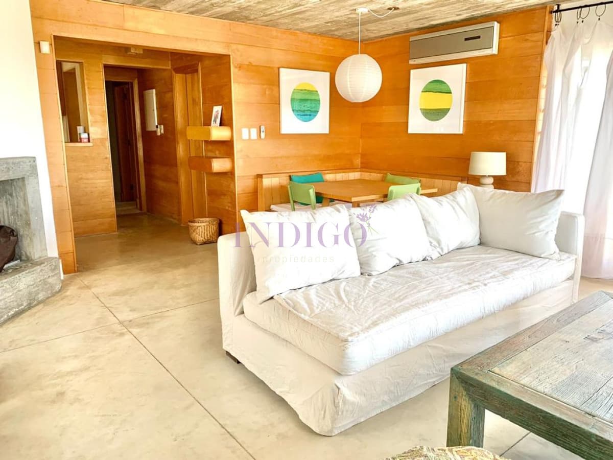 Apartamento en La Barra. 3 Dormitorios y 3 Baños, Parrillero. - Indigo Propiedades
