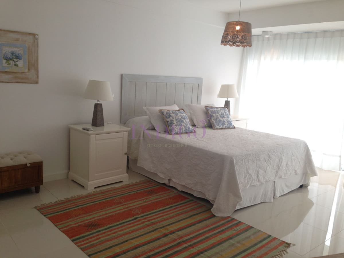 Alquiler de apartamento 2 dormitorios, Manantiales, Uruguay - Indigo Propiedades