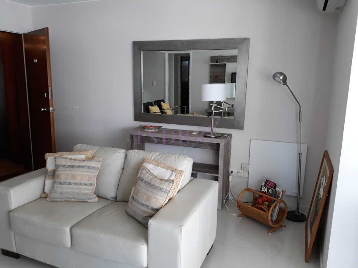 Departamento en venta y alquiler reciclado primera fila. - Indigo Propiedades