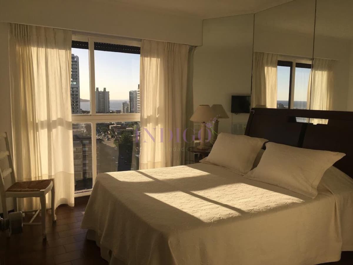 Venta frente al mar en playa Brava. - Indigo Propiedades