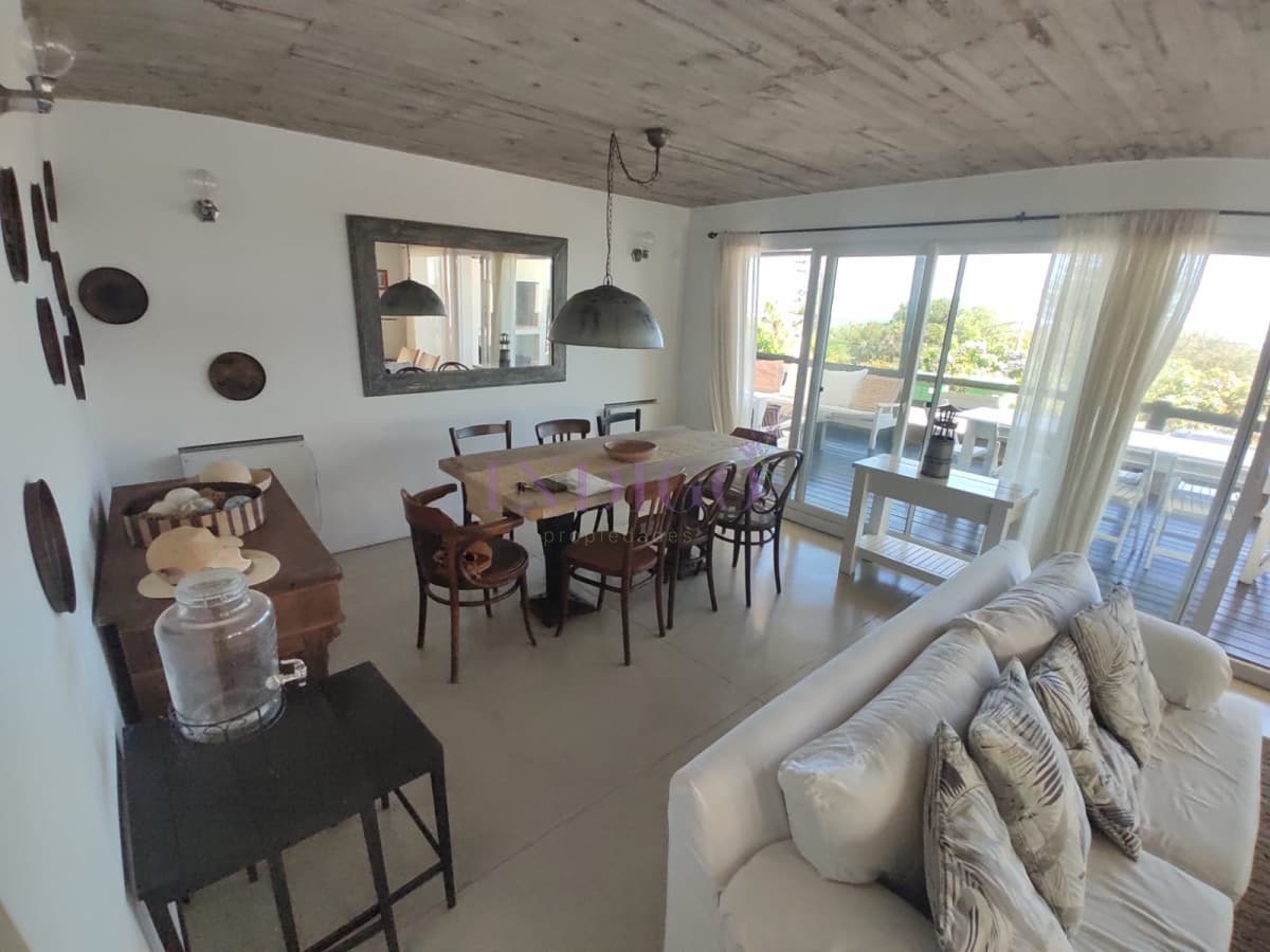 Apartamento en La Barra, 3 Dormitorios y 3 Baños, Piscina y Parrillero - Indigo Propiedades