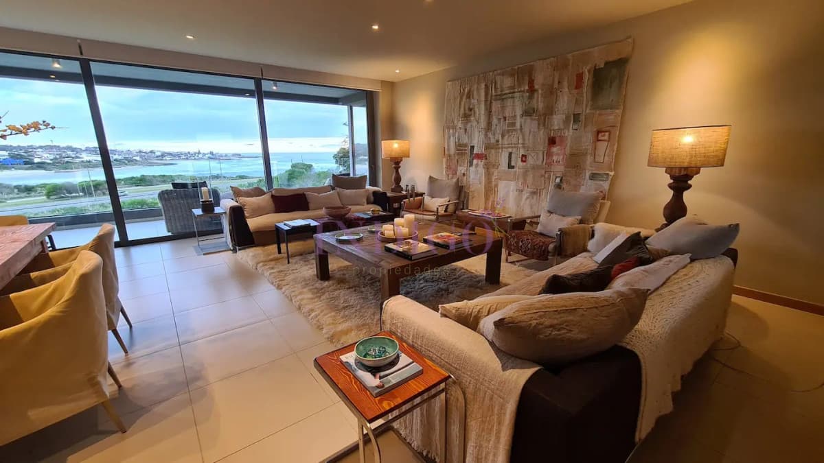 Venta y Alquiler de Apartamento 4 dormitorios, Punta del Este, Uruguay - Indigo Propiedades