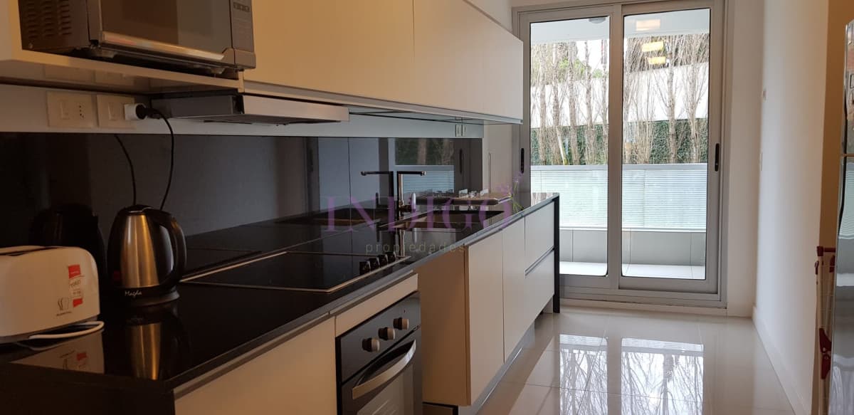 Apartamento en primara lineal de la Mansa! Piscina y Parillero! - Indigo Propiedades