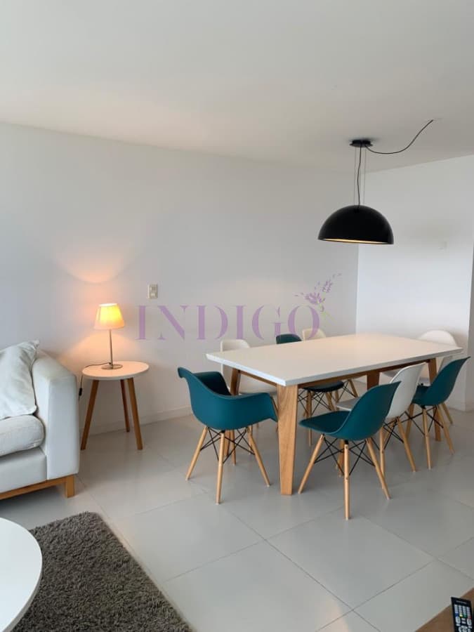 Apartamento enfrente a la playa mansa, 2 dormitorios mas dependencia, piscina y parillero!! - Indigo Propiedades