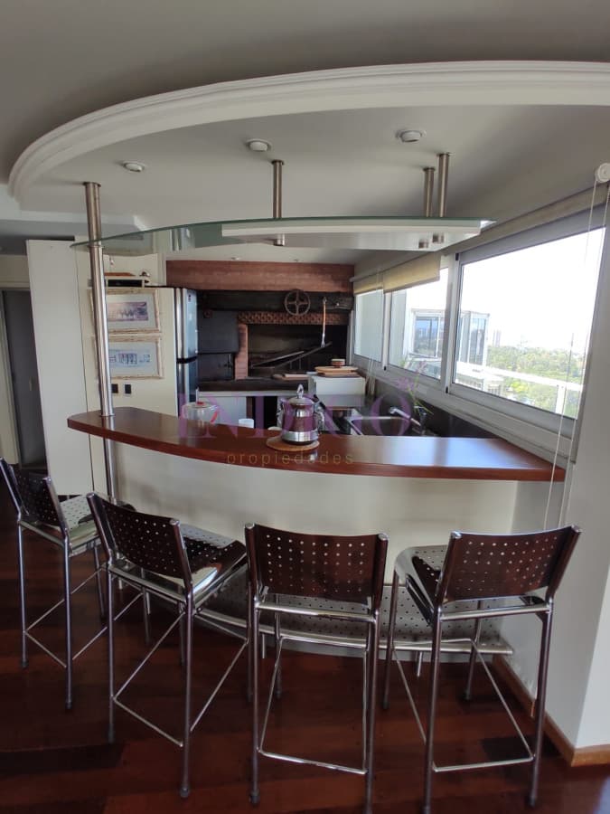 Roosevelt Center Penthouse en venta - Indigo Propiedades