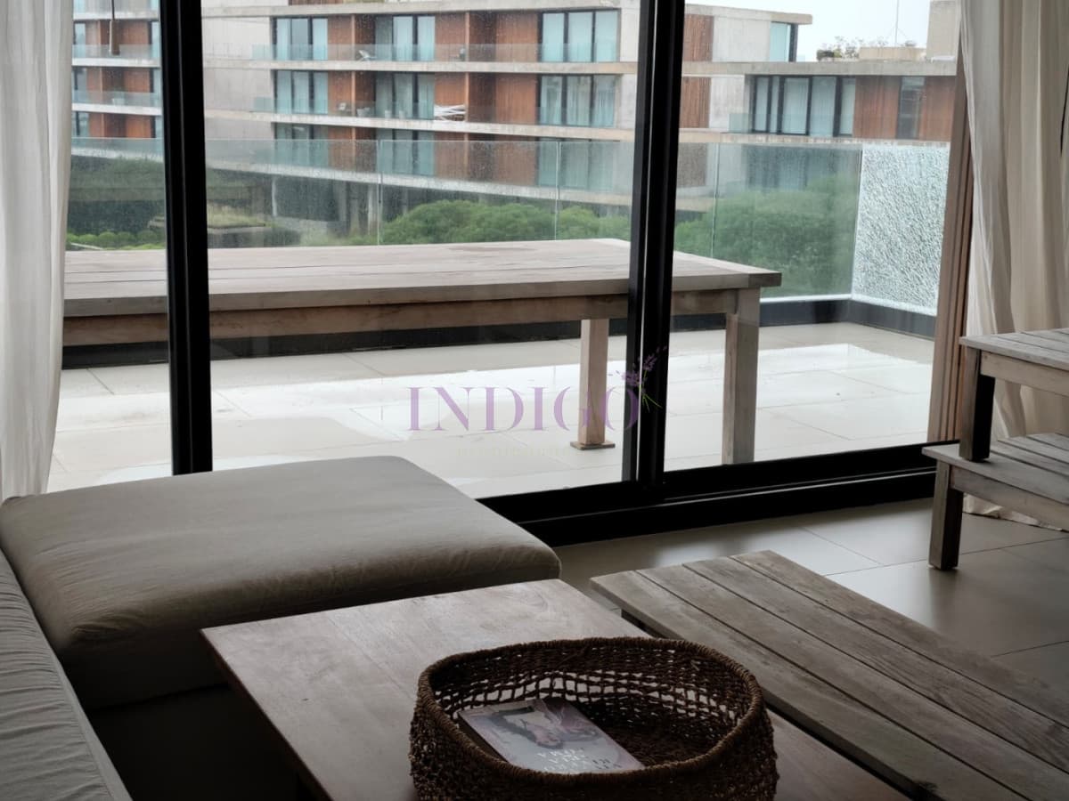 Apartamento en Alquiler en Manantiales - Indigo Propiedades