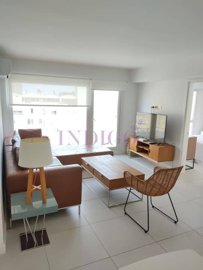 Apartamento en LuxTower, 2 Dormitoritos, 2 Baños con muy buena vista - Indigo Propiedades