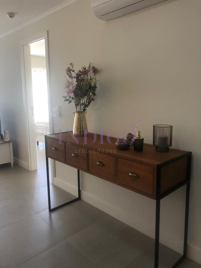 Apartamento de 2 dorm y 2 baños en Torre Vanguardista - Indigo Propiedades