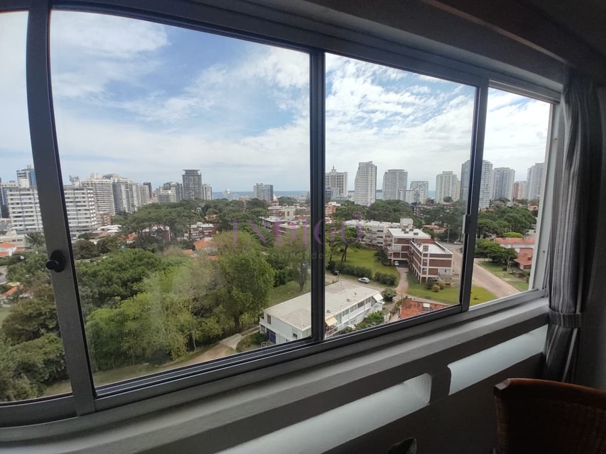 Apartamento en Venta! 3 Dormitoritos y 2 Baños, terraza y cochera, en Aidy Grill - Indigo Propiedades