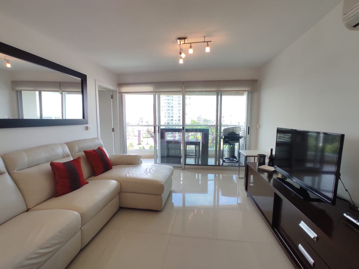 Venta de apartamento 2 dormitorios, Aidy Grill, Punta del Este - Indigo Propiedades