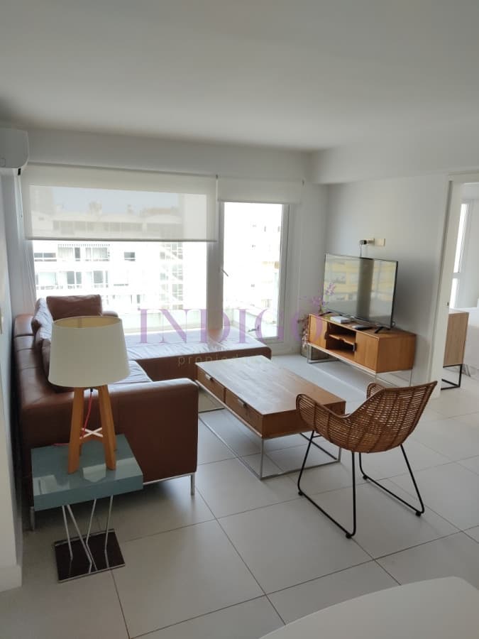 Apartamento en LuxTower, 2 Dormitoritos, 2 Baños con muy buena vista - Indigo Propiedades