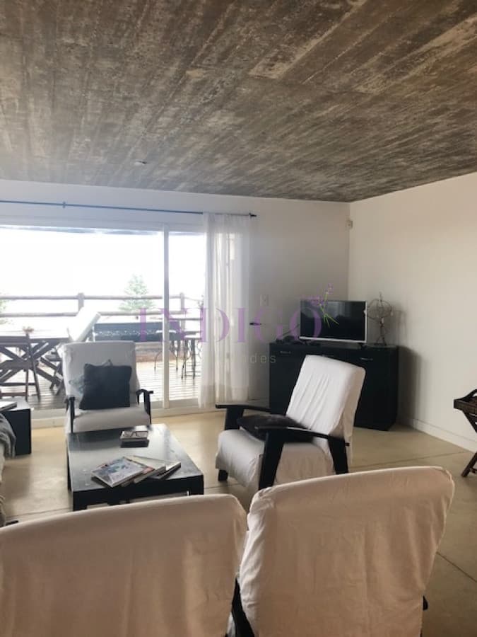 Departamento en La Barra en alquiler casi sobre el mar. - Indigo Propiedades