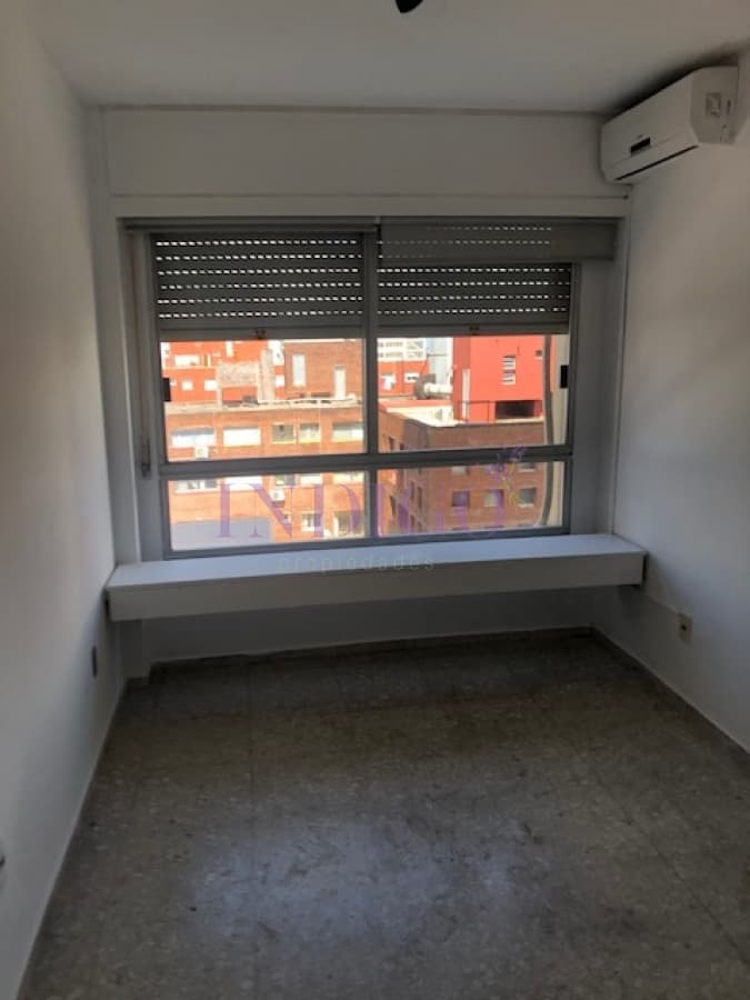 Venta departamento de 3 dormitorios en muy buena Torre en el corazón de la Peninsula. - Indigo Propiedades