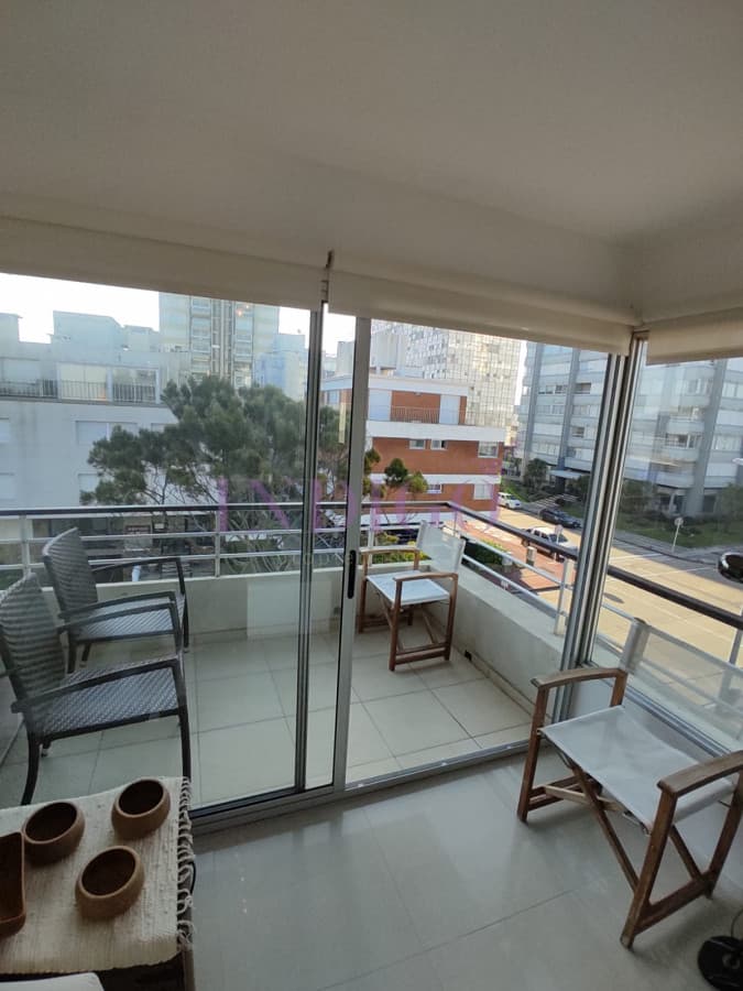 Hermoso Pent-House en la Península, 2 dormitorios 2 baños con parrillero - Indigo Propiedades