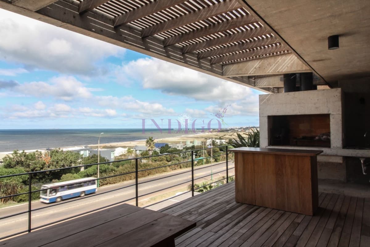 Apartamento en alquiler Manantiales  - Indigo Propiedades