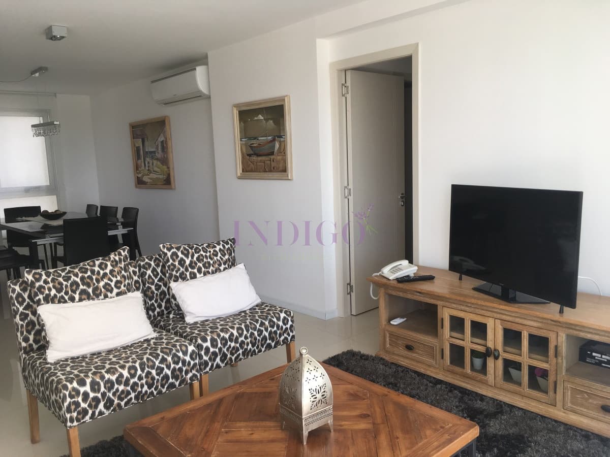 Muy buen departamento en venta, gastos comunes bajos ideal para renta. - Indigo Propiedades